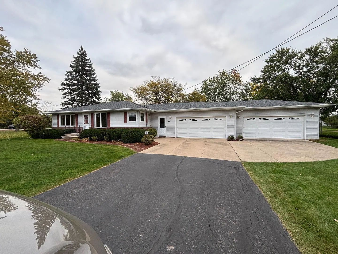 641 Buchanan Rd — Photo 1
