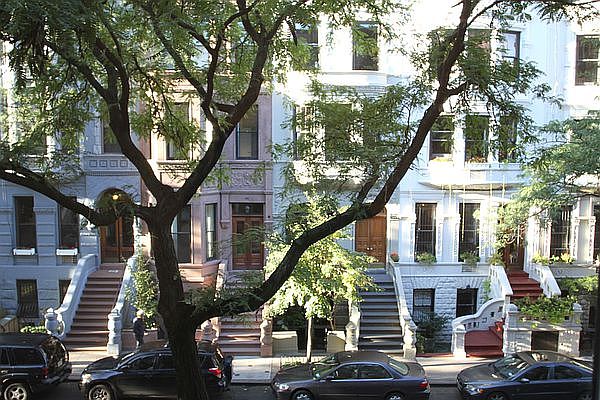 1st image of 131 W 80th St APT 2A