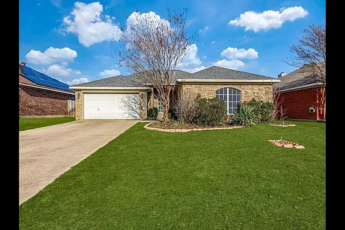 1012 Andrew St Photo 1