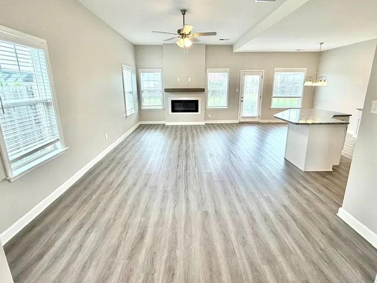 5893 Tucker Landing Dr — Photo 2