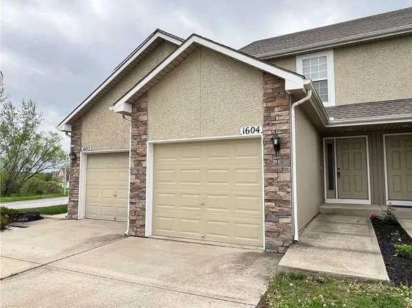 1604 N 128th St, Kansas City, KS 66109