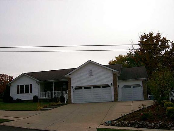 2nd image of 501 Hillcrest Ave
