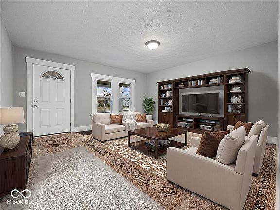 5th image of 415 W Broadway St
