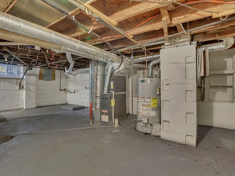 86 Wilwood Ave — Photo 31