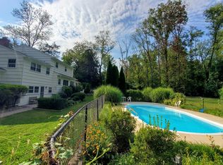 117 Meadowbrook Dr, Princeton, NJ 08540