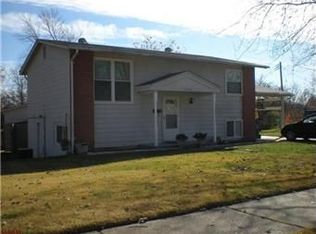 5258 Ville Maria Ln, Hazelwood, MO 63042