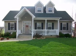 131 Redwood Dr, Bardstown, KY 40004
