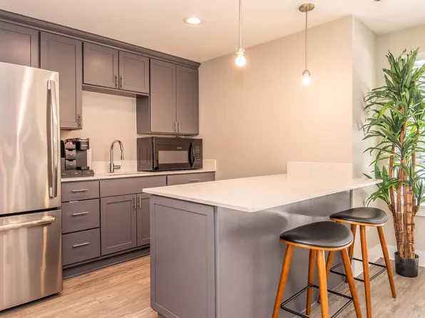 Madison at River's Edge Apartments