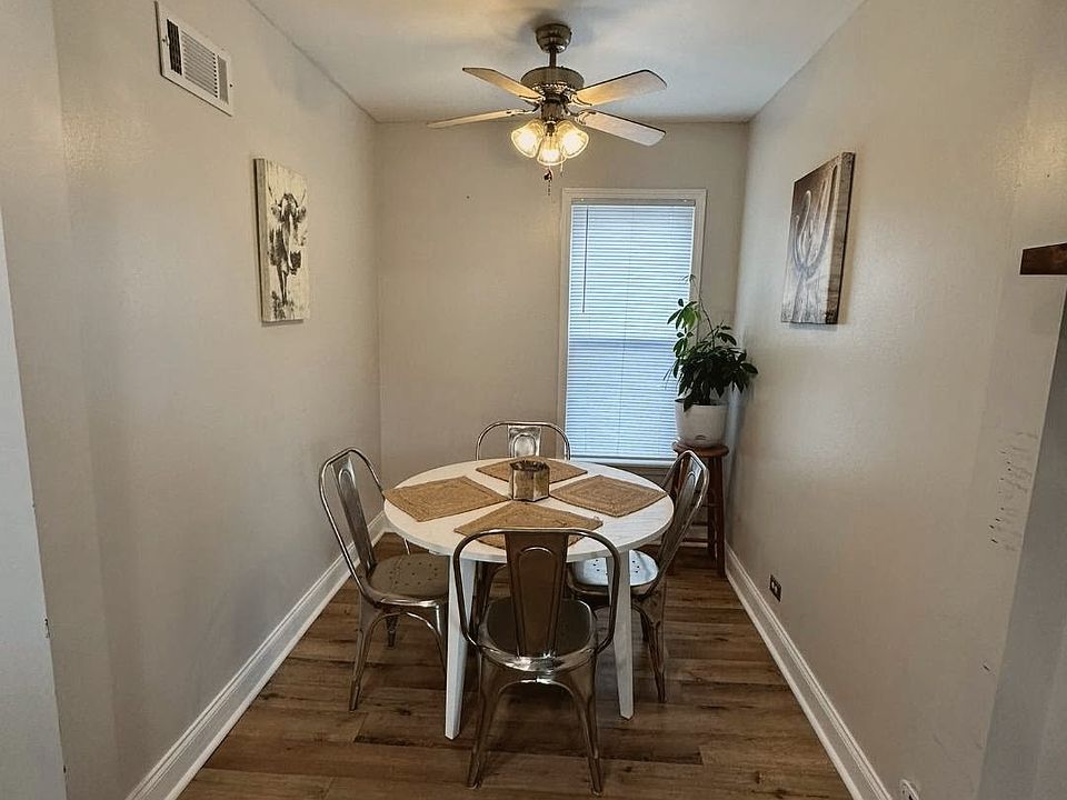 1st image of 13421 S Avenue O APT 1