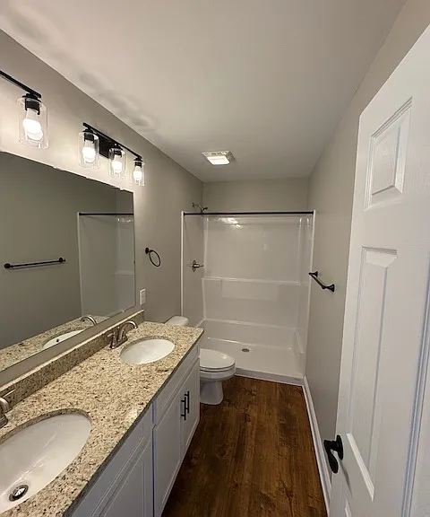 648 Zephyr Dr — Photo 4