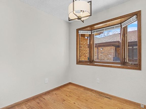 3rd image of 3089 Aspen Dr