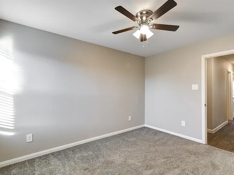 16428 Jasmine Marie Pl — Photo 17