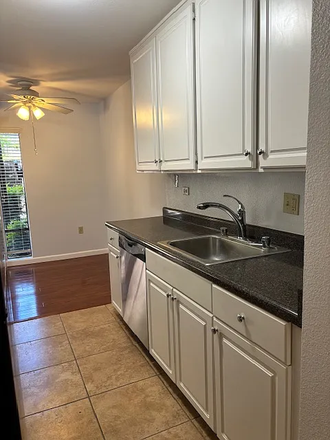 1 bed, 682 sqft, $1,550 — Photo 2