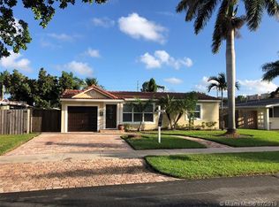 1107 NE 6th St, Hallandale Beach, FL 33009