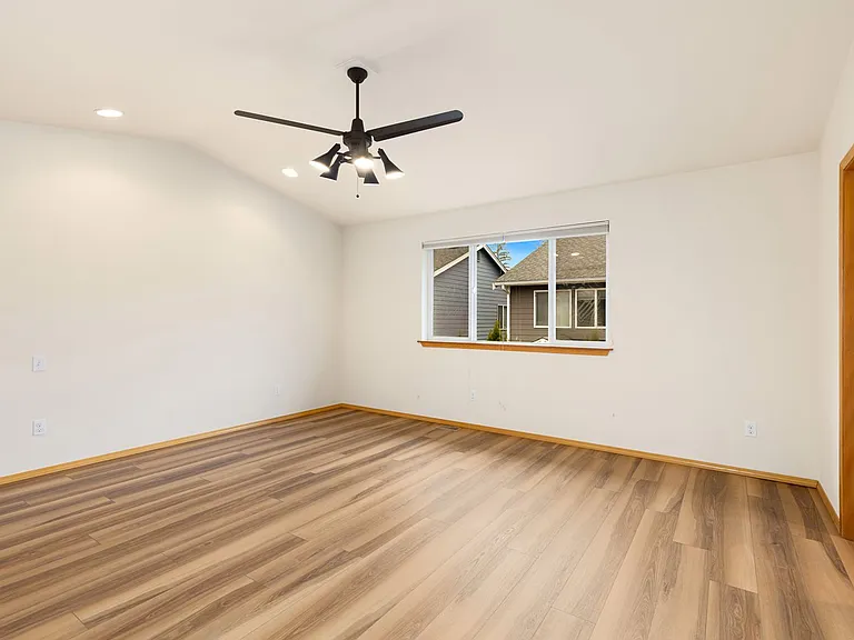 126 195th Pl SW — Photo 11