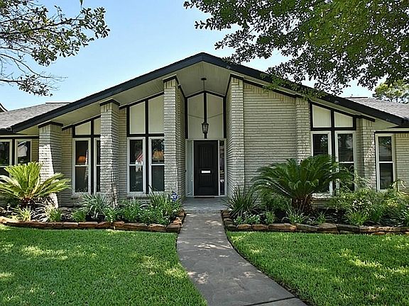 2nd image of 7626 Twin Hills Dr
