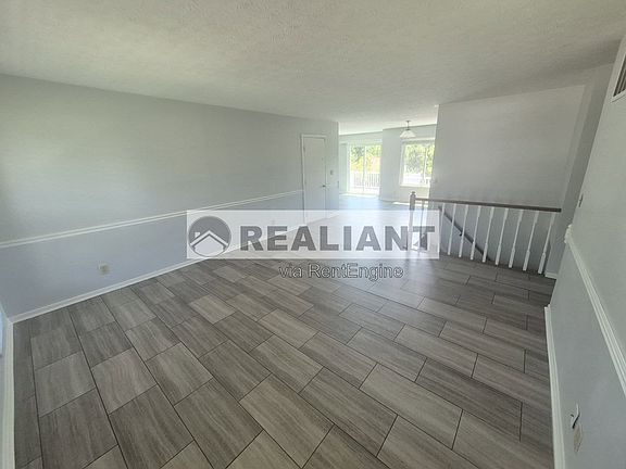 2nd image of 1725 Promontory Dr