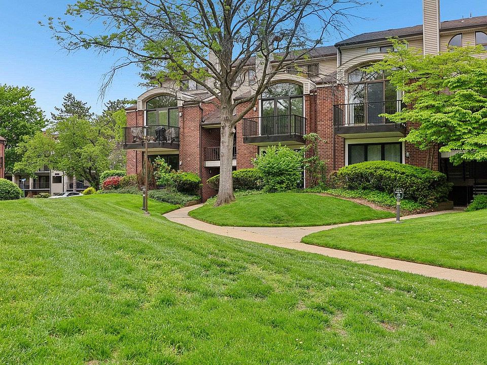 1st image of 1 Peabody Ct