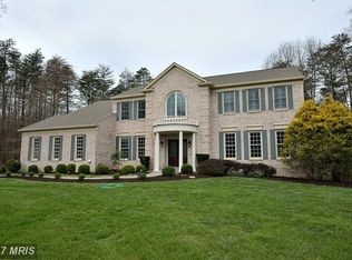 11045 Briarlynn Ct, Fairfax Station, VA 22039