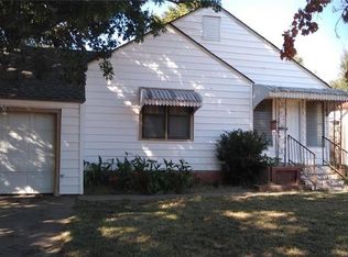 227 W Douglas Dr, Midwest City, OK 73110