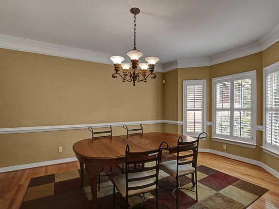 5th image of 13000 Carters Garden Dr