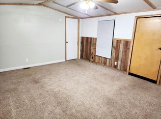 2875 N Hill Field Rd TRAILER 16, Layton, UT 84041