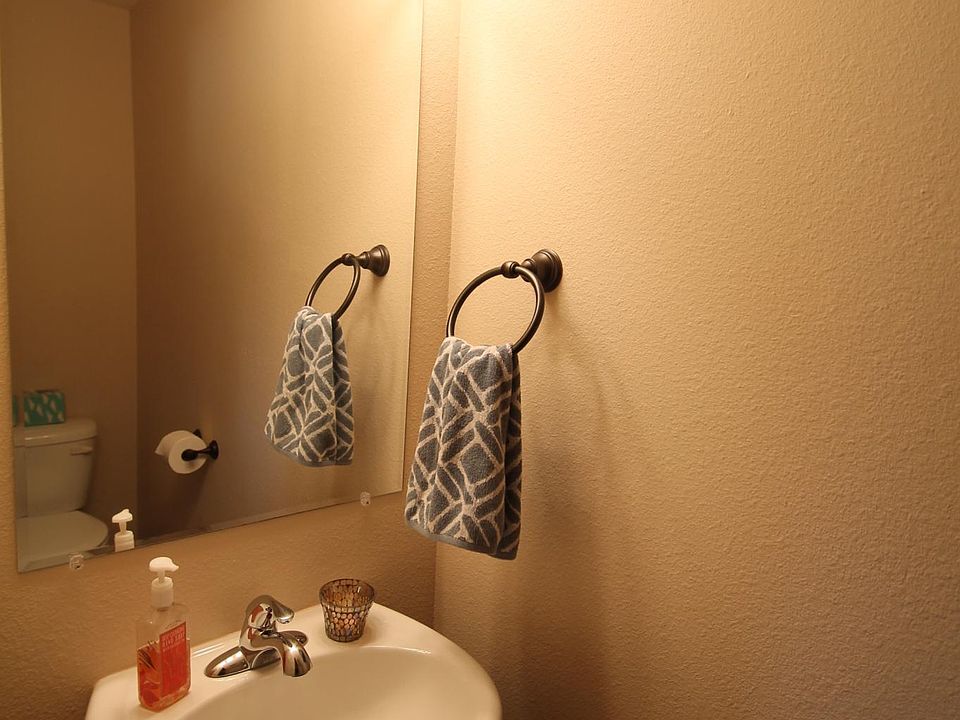 1/2 Bath off the kitchen