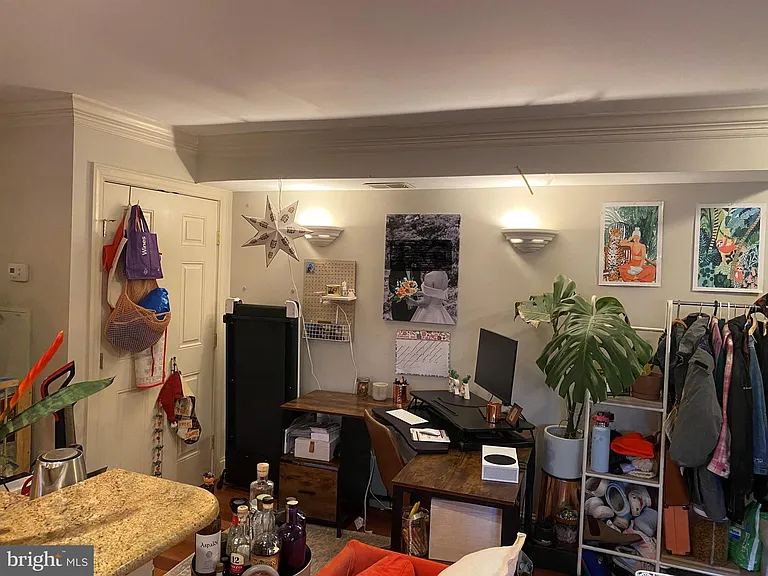 1219 Oronoco St #201 — Photo 6