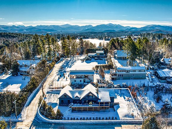 3rd image of 202 Victor Herbert Rd