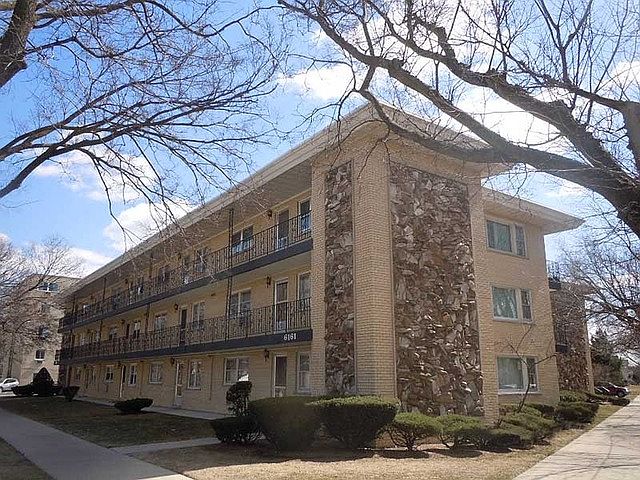 1st image of 6161 W Higgins Ave APT 101