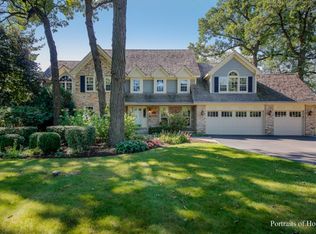 1S610 Swan Lake Dr, Wheaton, IL 60189