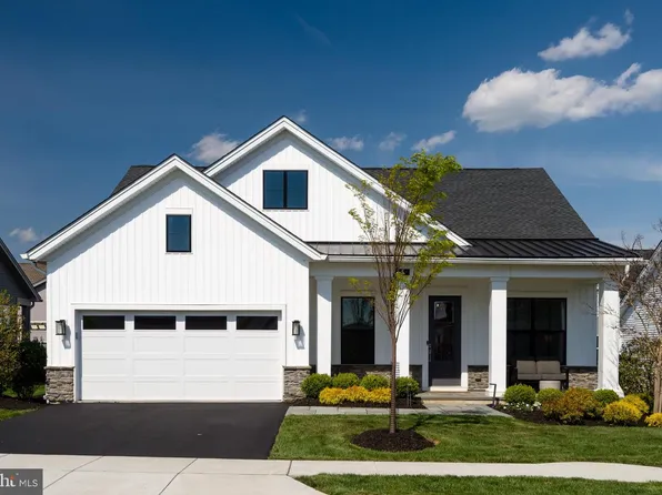 5 Fetters Blvd, Downingtown, PA 19335