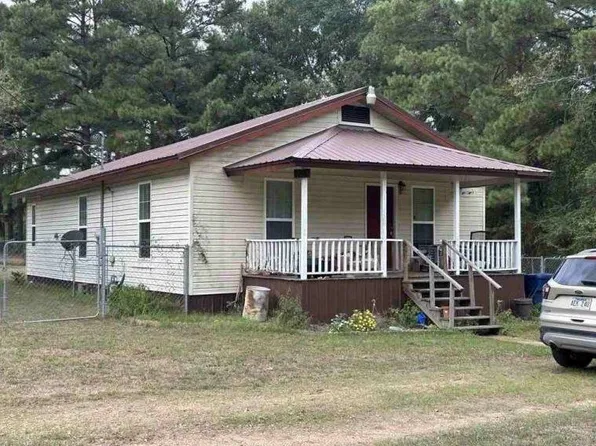 1940 Brookhaven St, Camden, AR 71701