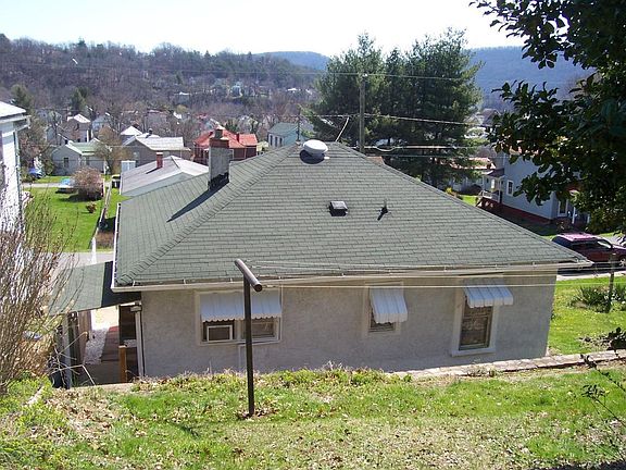 3rd image of 625 Thornton Ave