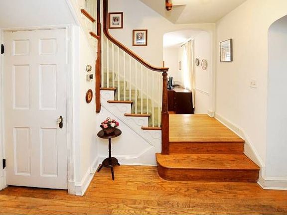 foyer/hallway