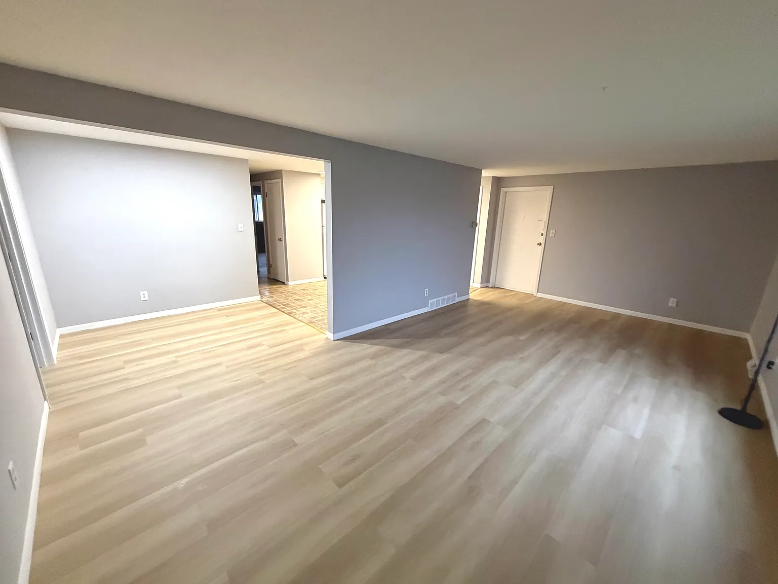 3 bed, 1496 sqft, $1,950 — Photo 4