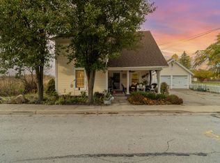 315 Greenville Ave, Ludlow Falls, OH 45339