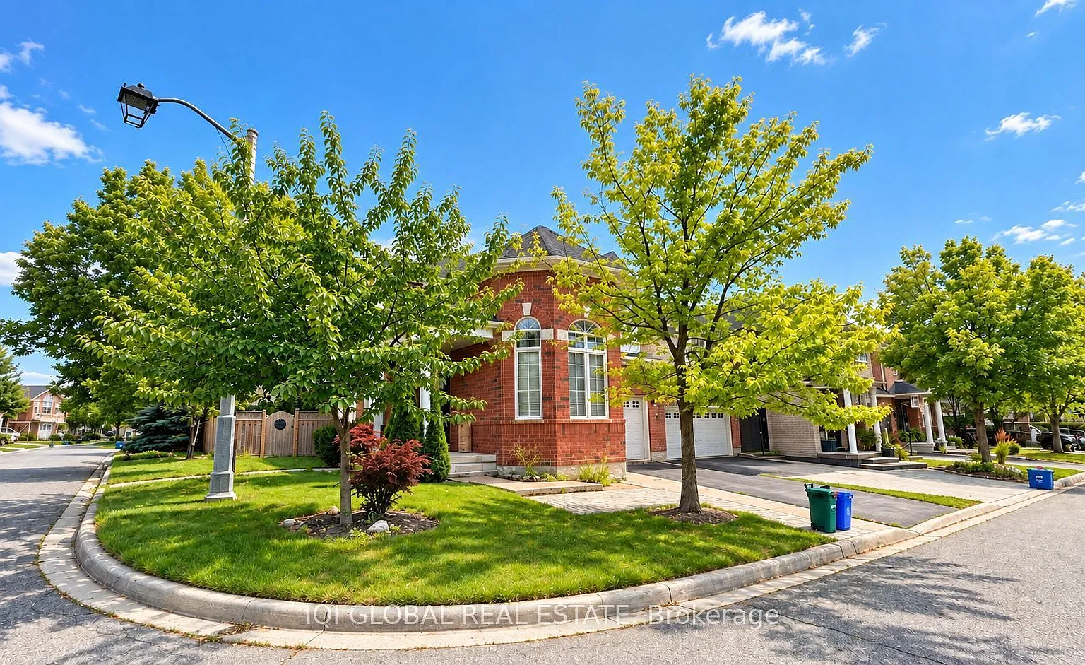 4 bed, $4,300 — Photo 2