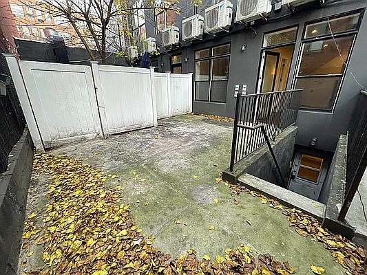 5th image of 533 Park Pl #1O