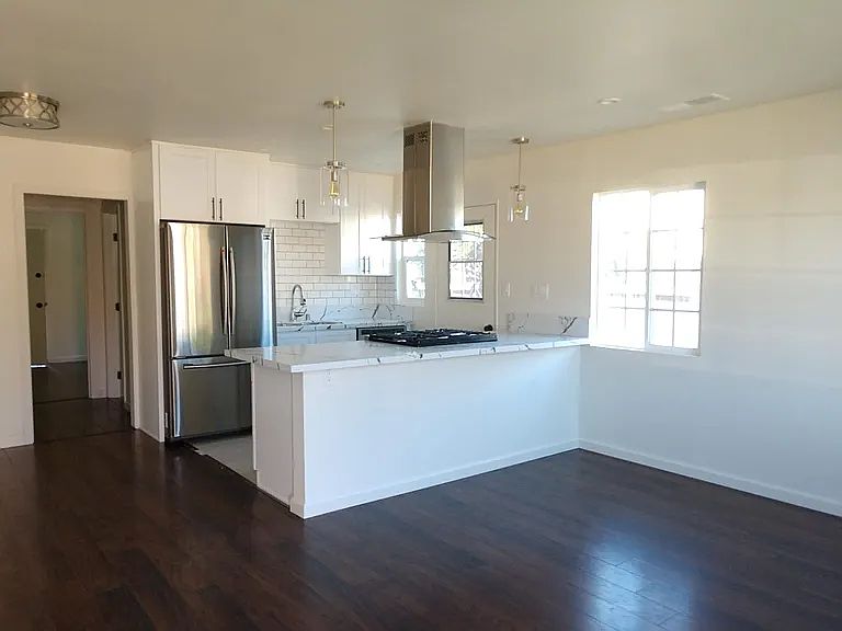 1st image of 3213 Idlewild Way