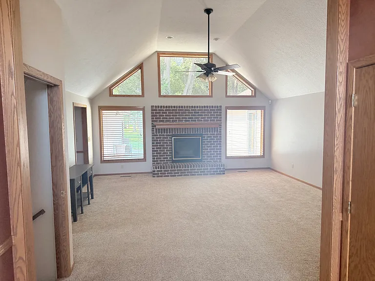 612 E Saint Andrews Cir — Photo 7