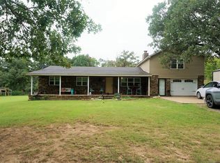 13350 New Lake Rd, Henryetta, OK 74437