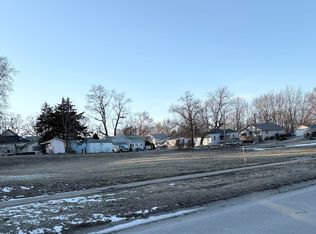 903 S D St, Oskaloosa, IA 52577
