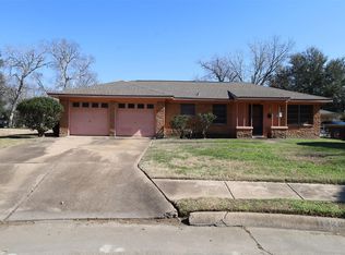 13207 Santa Teresa Rd, Houston, TX 77045