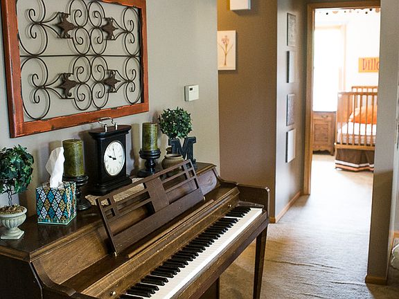 4th image of 110 Shamrock Cir