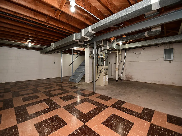 6010 Evans St — Photo 20