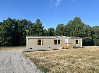 1667 Rabe Coats Rd, Westmoreland, TN 37186