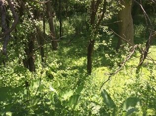 38273 N State Park Rd, Spring Grove, IL 60081