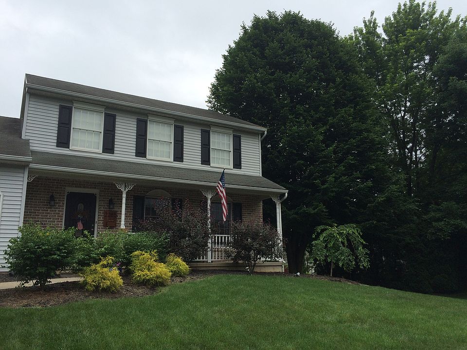 1st image of 2285 Lee Ln