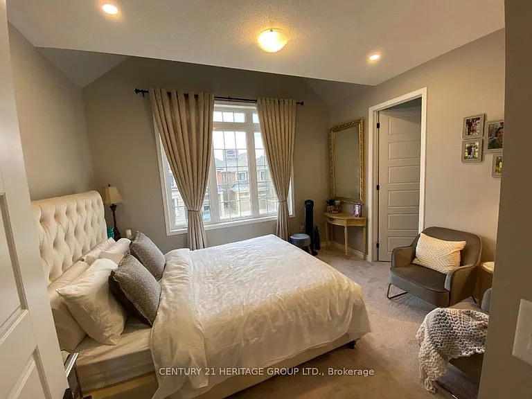 6 Morning Sparrow Dr #UPPER — Photo 28